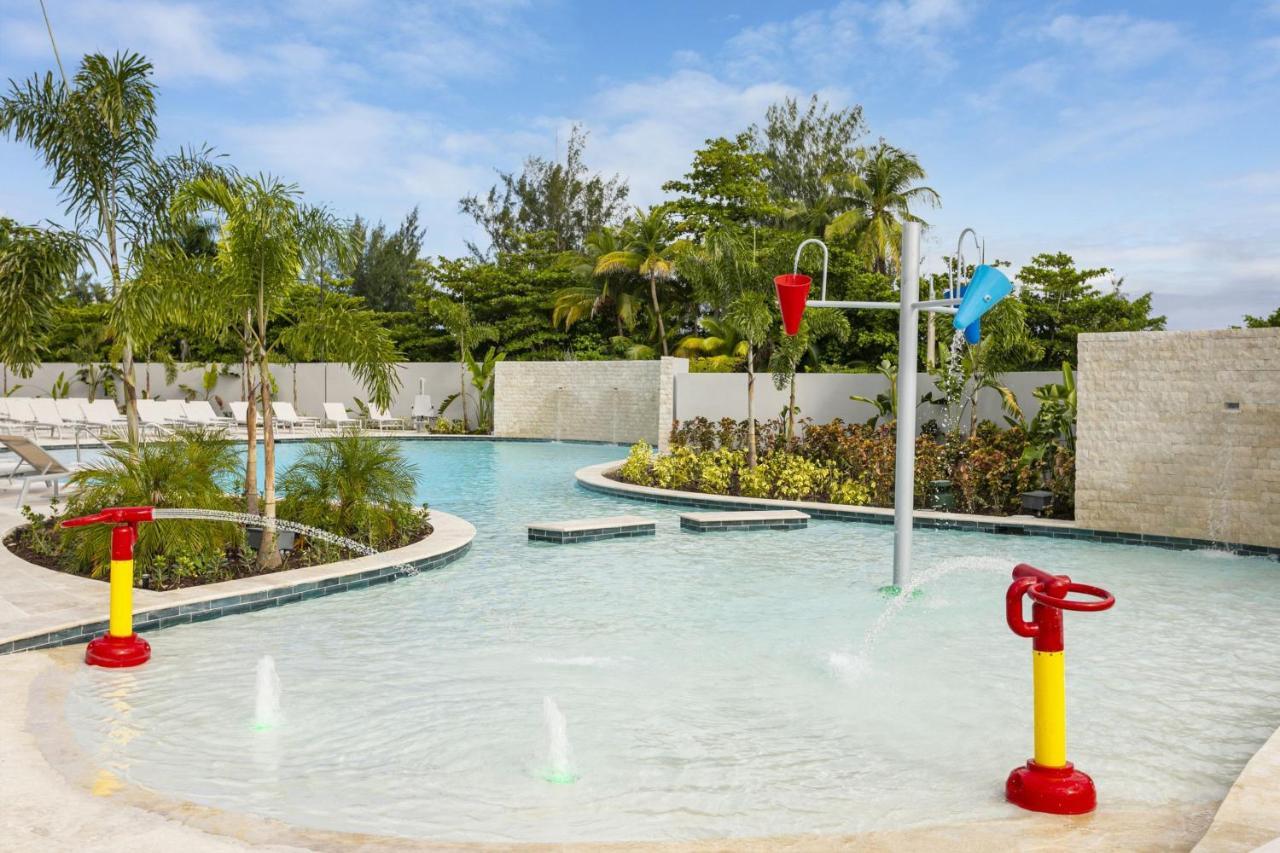 Fairfield By Marriott Luquillo Beach エクステリア 写真