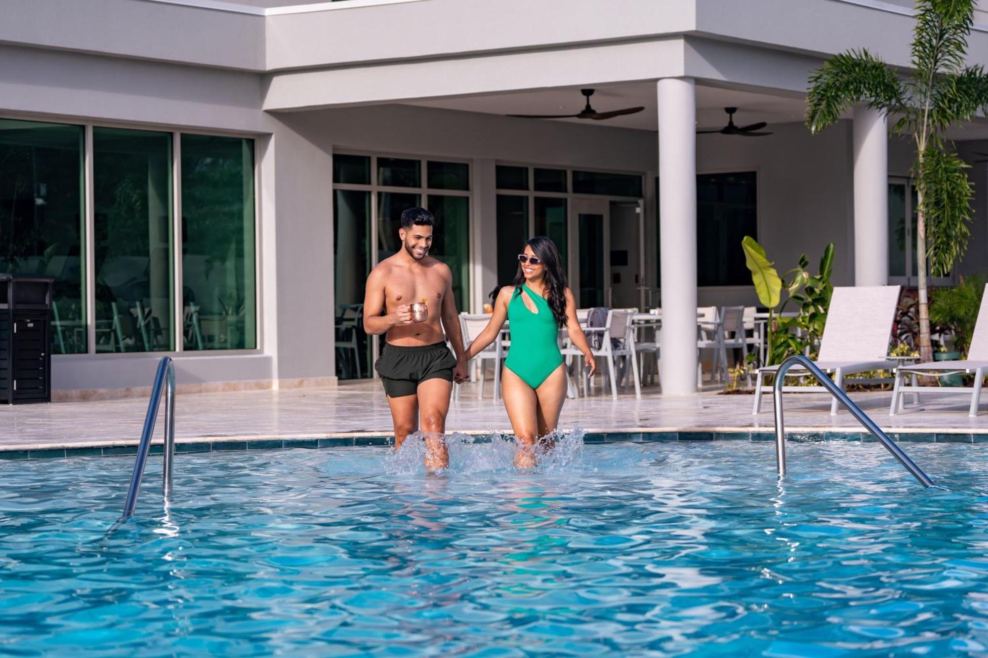 Fairfield By Marriott Luquillo Beach エクステリア 写真